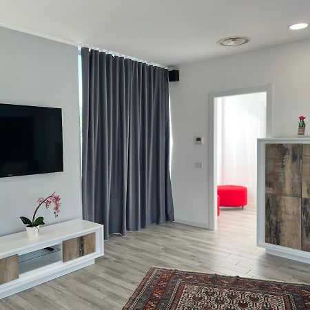 La Camera Del Testa Matta Travedona Ngoại thất bức ảnh